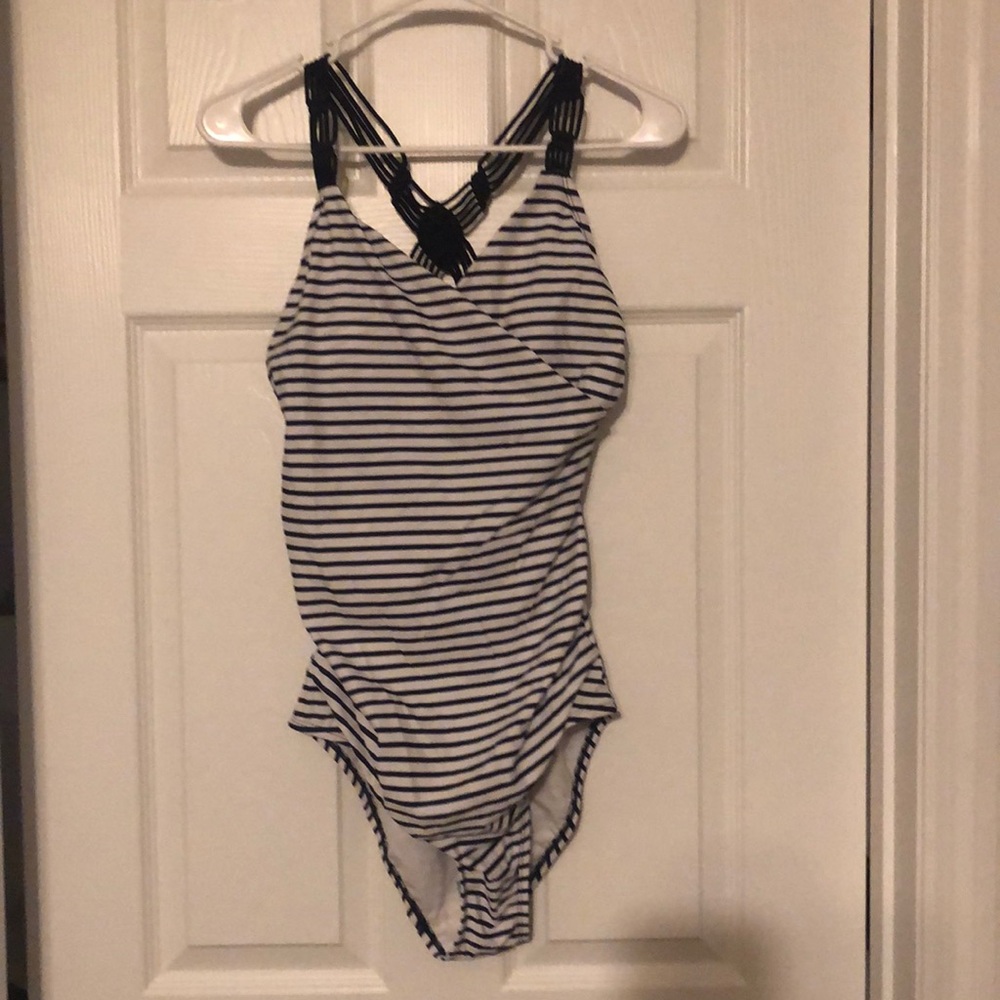 Kona Sol women’s swimsuit size L